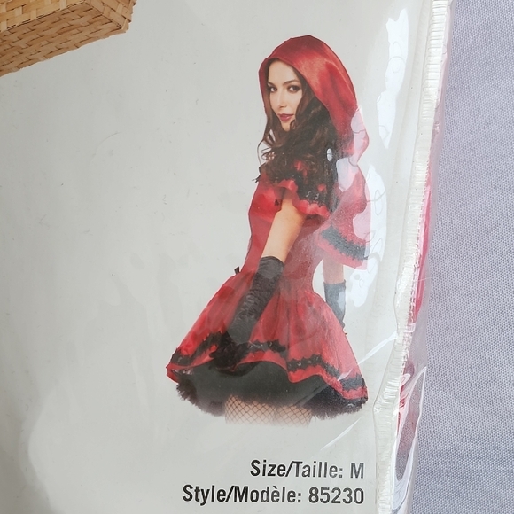 Leg Avenue Red and Black Gothic Costume - Picture 4 of 4